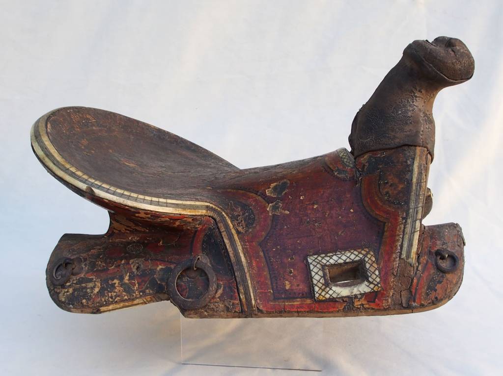 Antique islamic turkmen ottoman wooden painted horse saddle pferde Sattel Nr:18/B