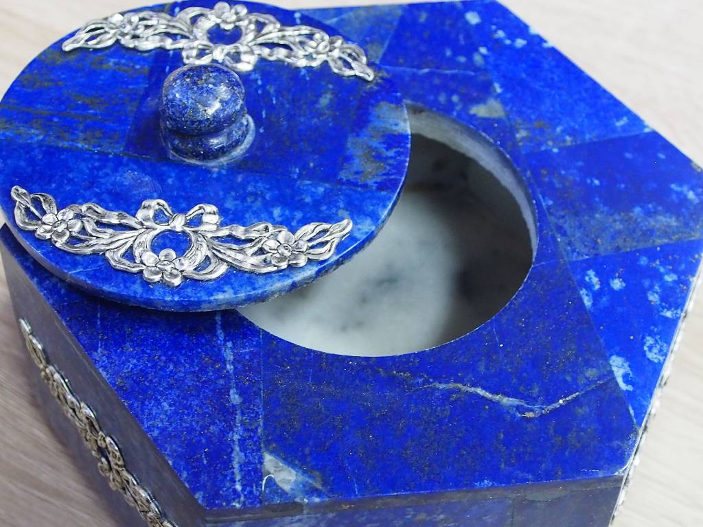 Extravagant Royal blau echt Lapis lazuli Schmuckkiste    aus Afghanistan Löwe Nr-18/22