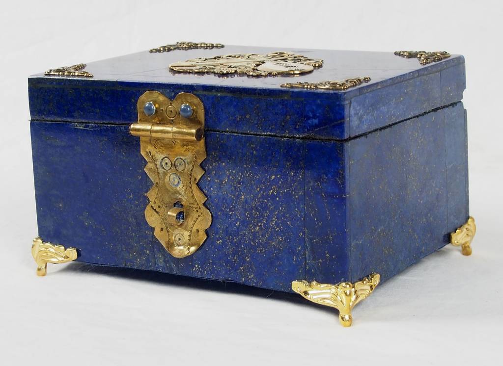 Hand Crafted stunning genuine Lapis Lazuli Gemstone Pillbox Box brass decorated from Afghanistan No:18/29