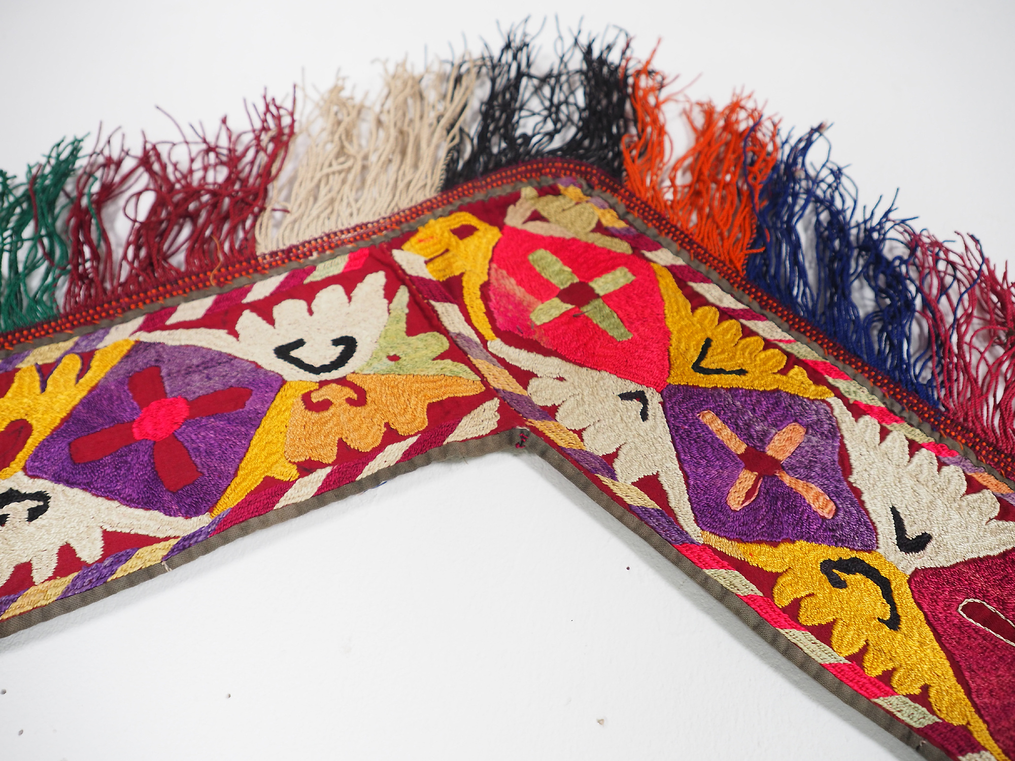 antik orient Usbek Nomaden Suzani Jurten Zierband saye-gosha aus Afghanistan Nr:19/F