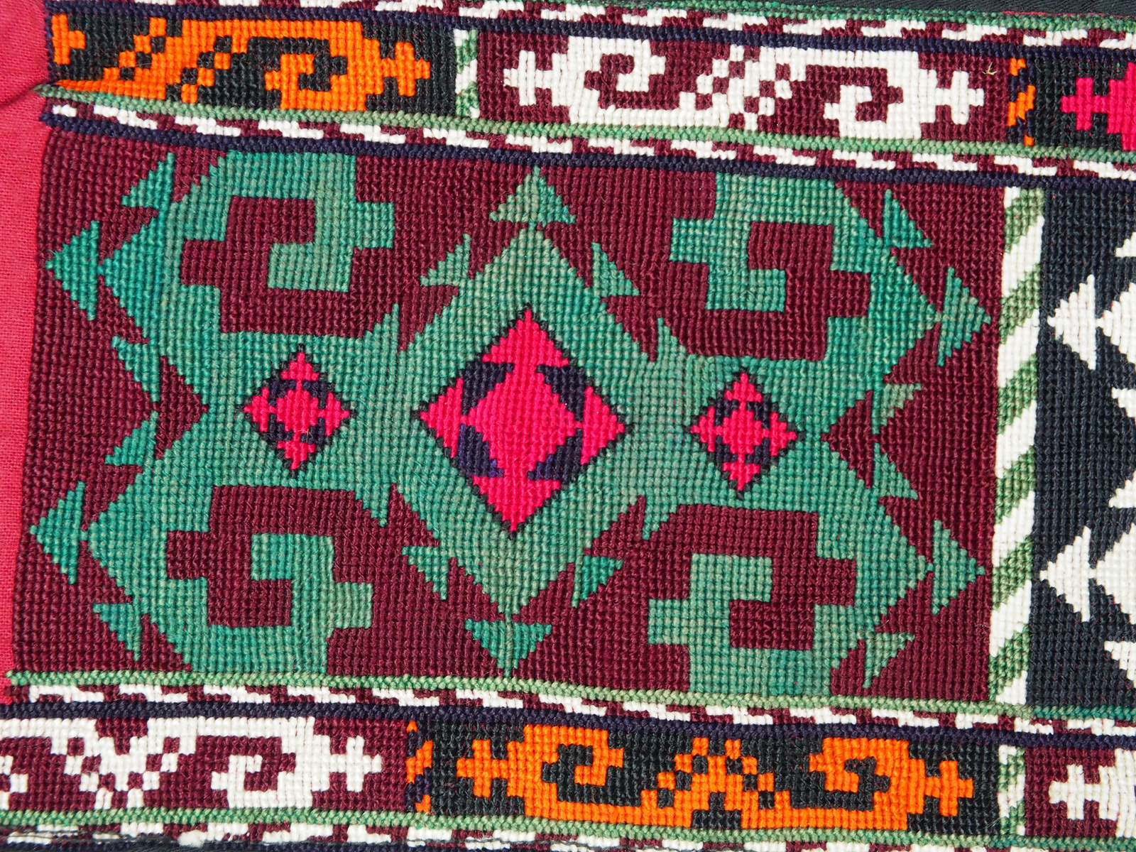 antik orient Usbek Nomaden Suzani Jurten Zierband saye-gosha aus Afghanistan Nr:19/Q