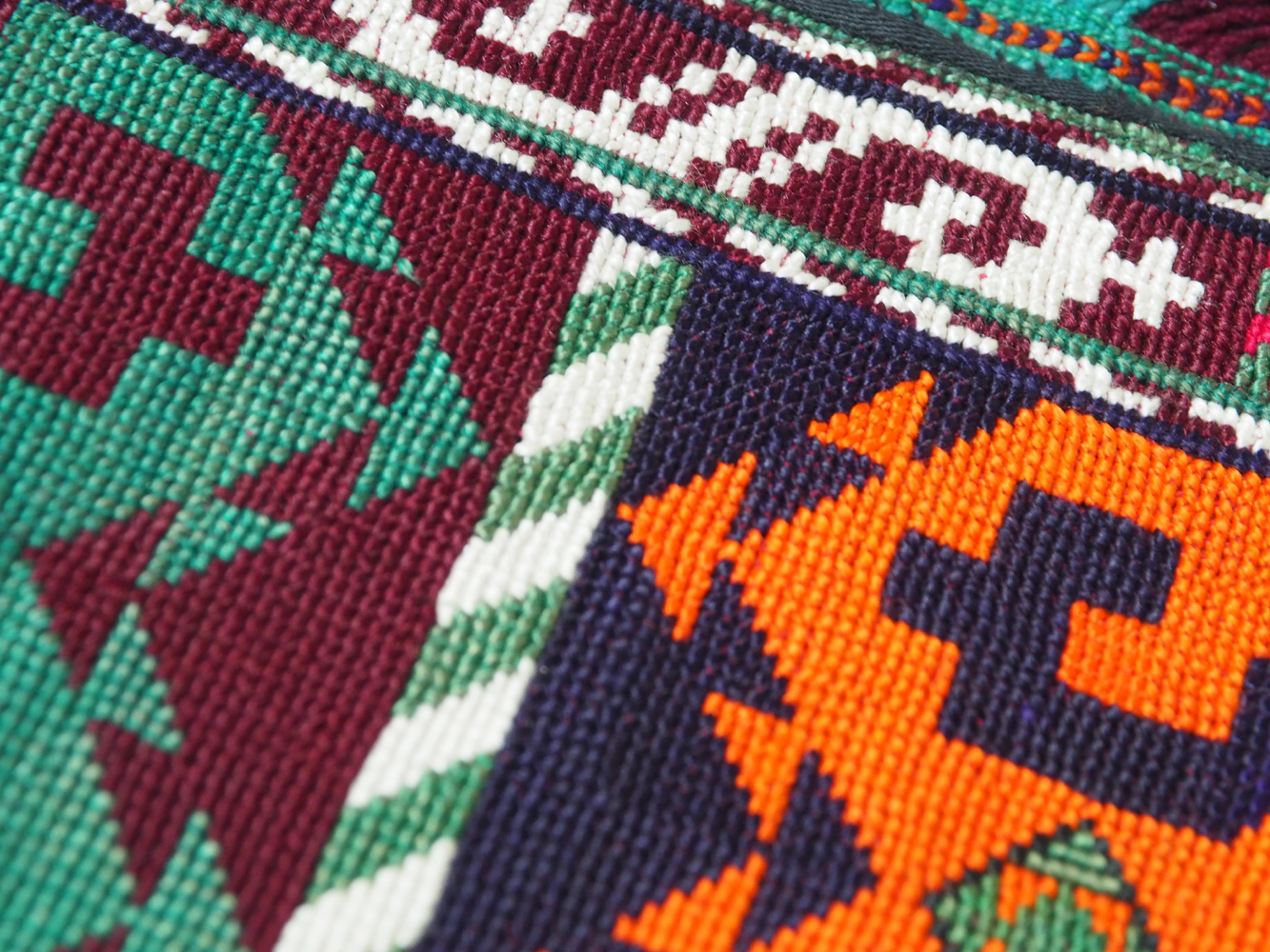 antik orient Usbek Nomaden Suzani Jurten Zierband saye-gosha aus Afghanistan Nr:19/Q