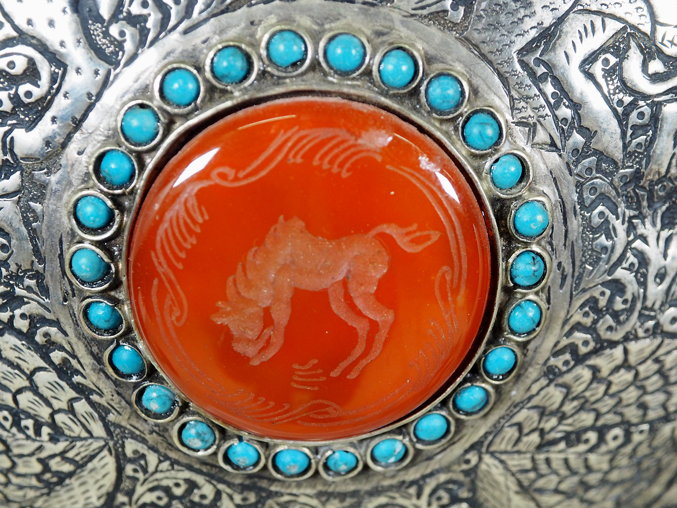 Extravagant orient nickel silver box casket Tin box jewelry box casket lidded amphora carnelian turquoise decorated Gadur Afghanistan 19/A