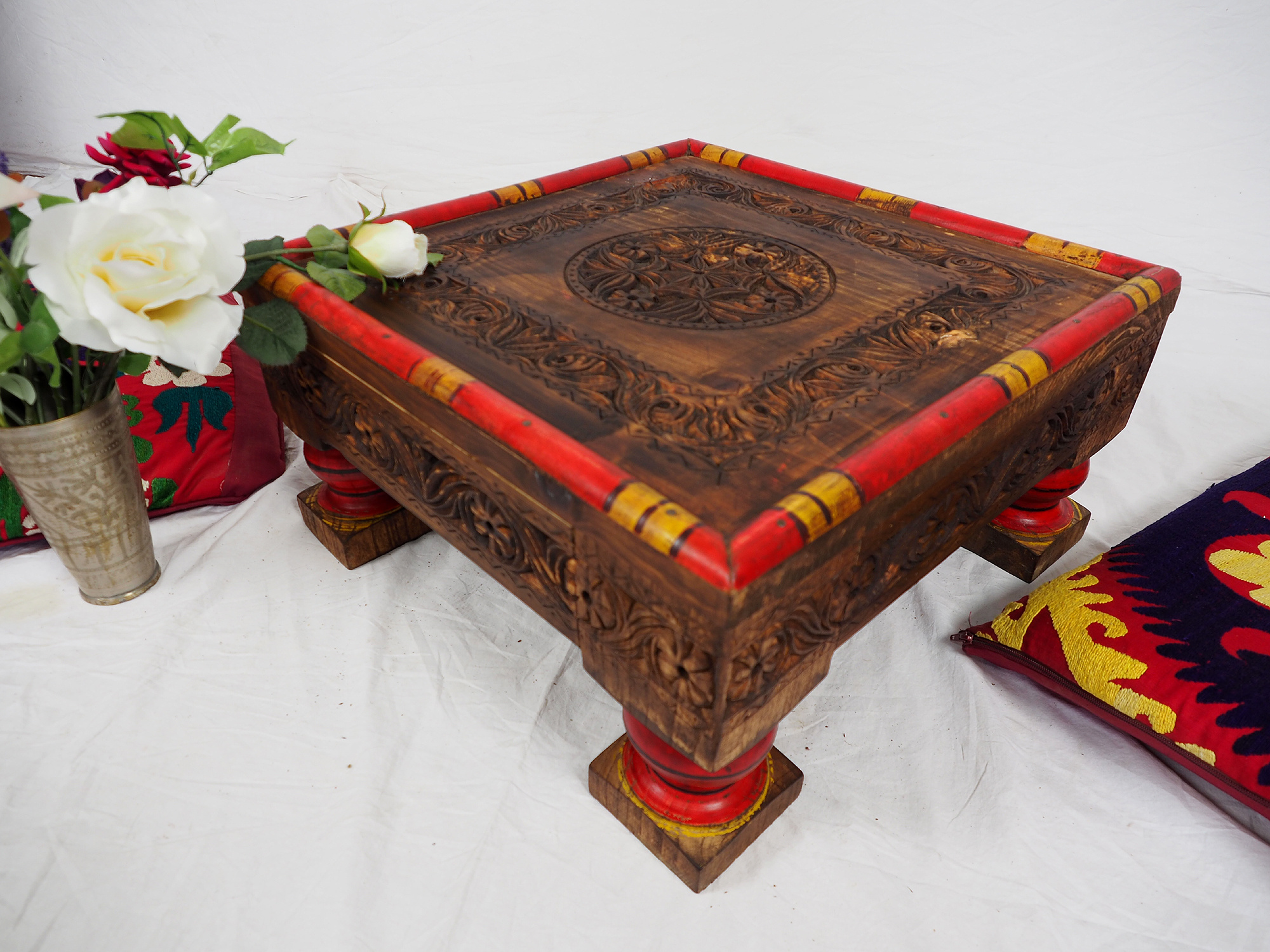 50x50 cm cm antique-look orient colonial solid wood hand-carved  table  Coffee Table living room table  from Afghanistan nuristan PUNJAB