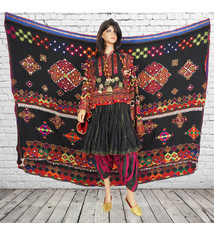 antique complet original rare Afghan dress with headscarf and trousers . Jumlo 20C