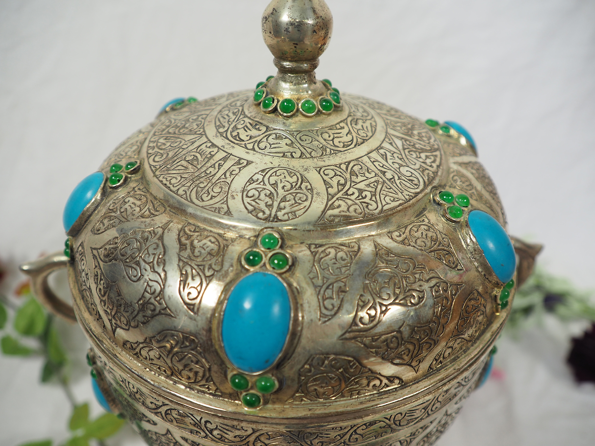 Extravagant oriental nickel silver box jewelry box casket from Afghanistan 20/1