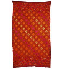 The Traditional Embroidery of Punjab India antique embroidered Pulkari shawl 19 cent. 20/B