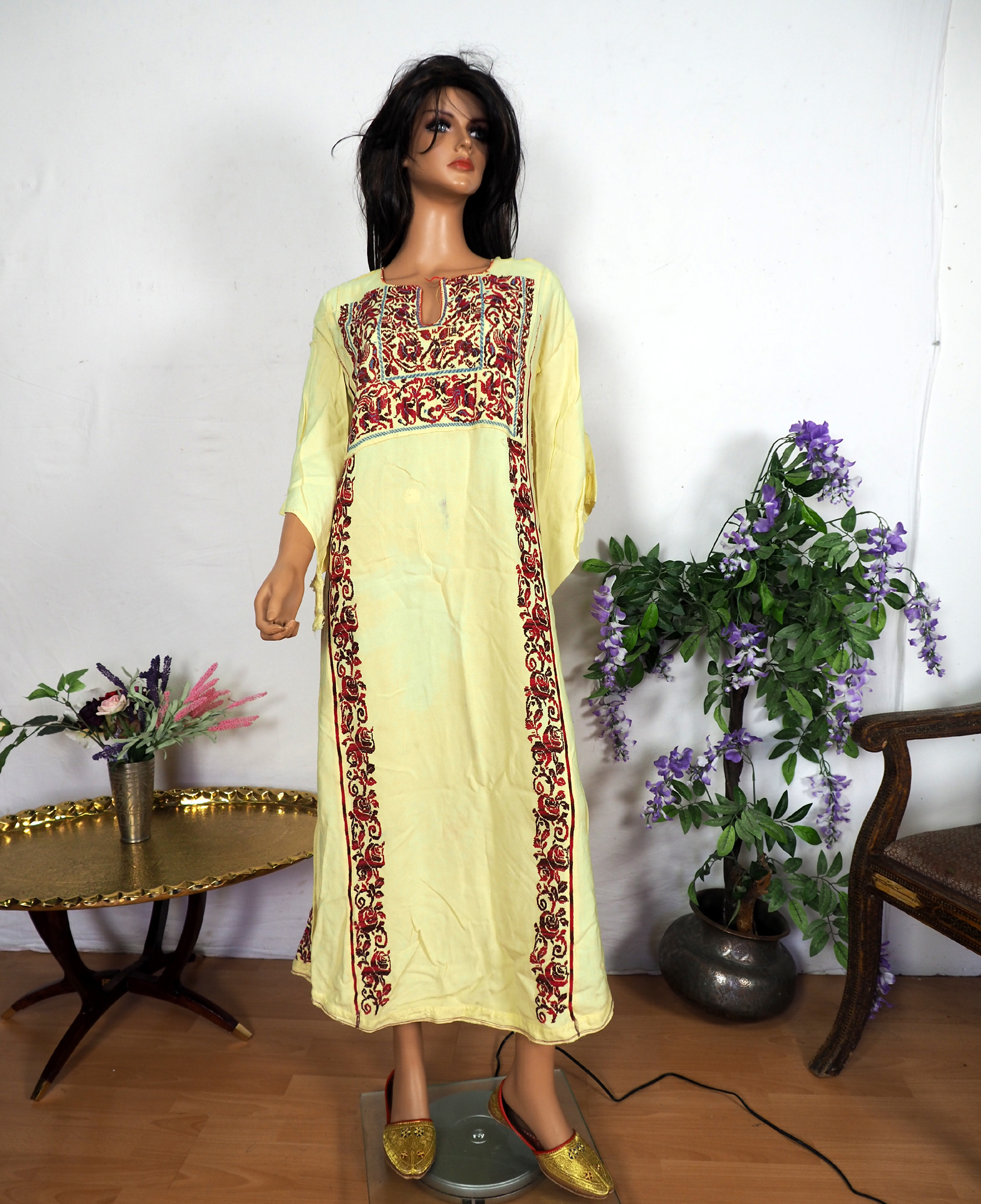 antique hand embroidered bedouin palestinian Ethnic thoub tunic dress No-14