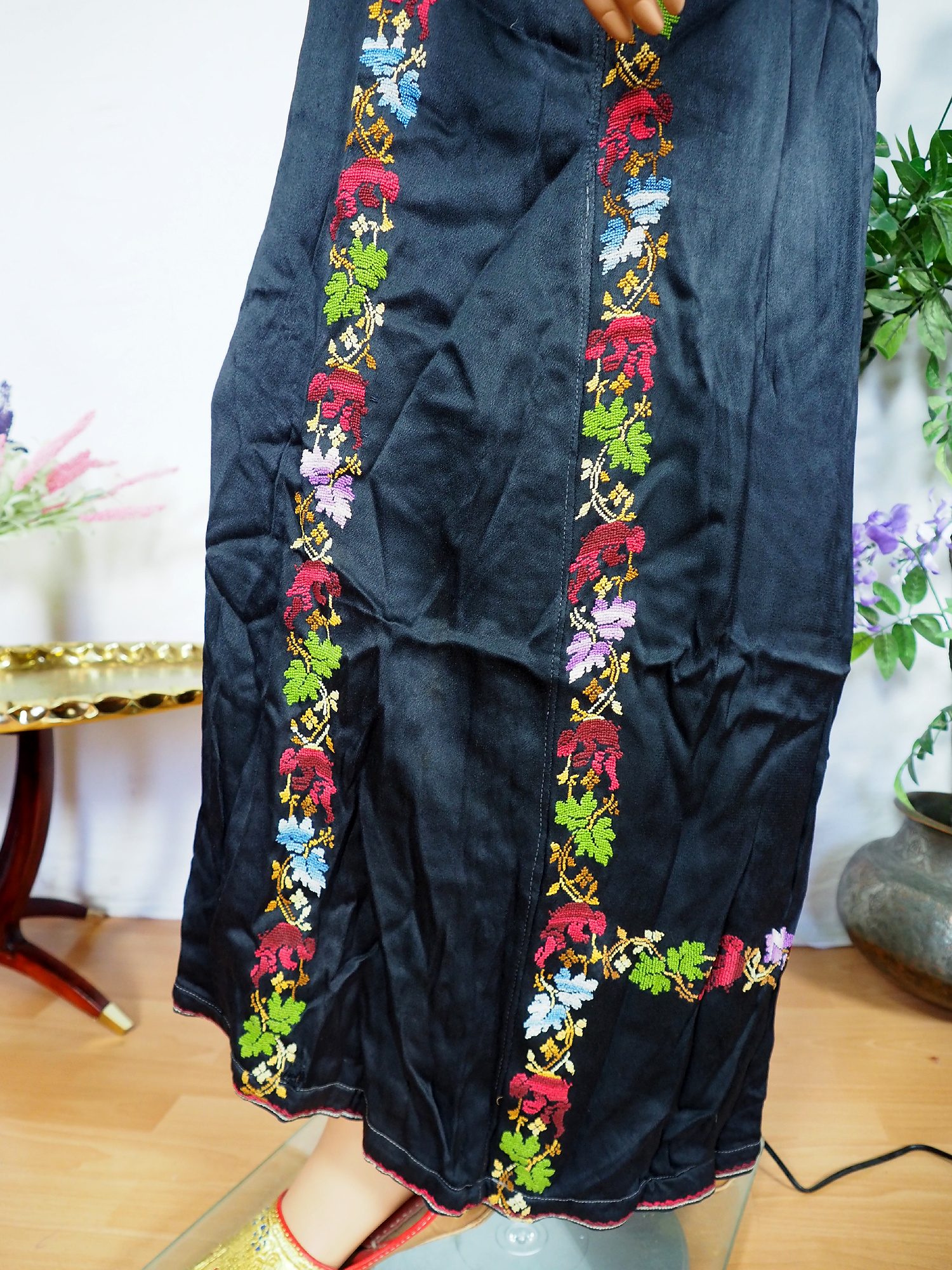 Palestinian girls embroidered ethnic dress No:1