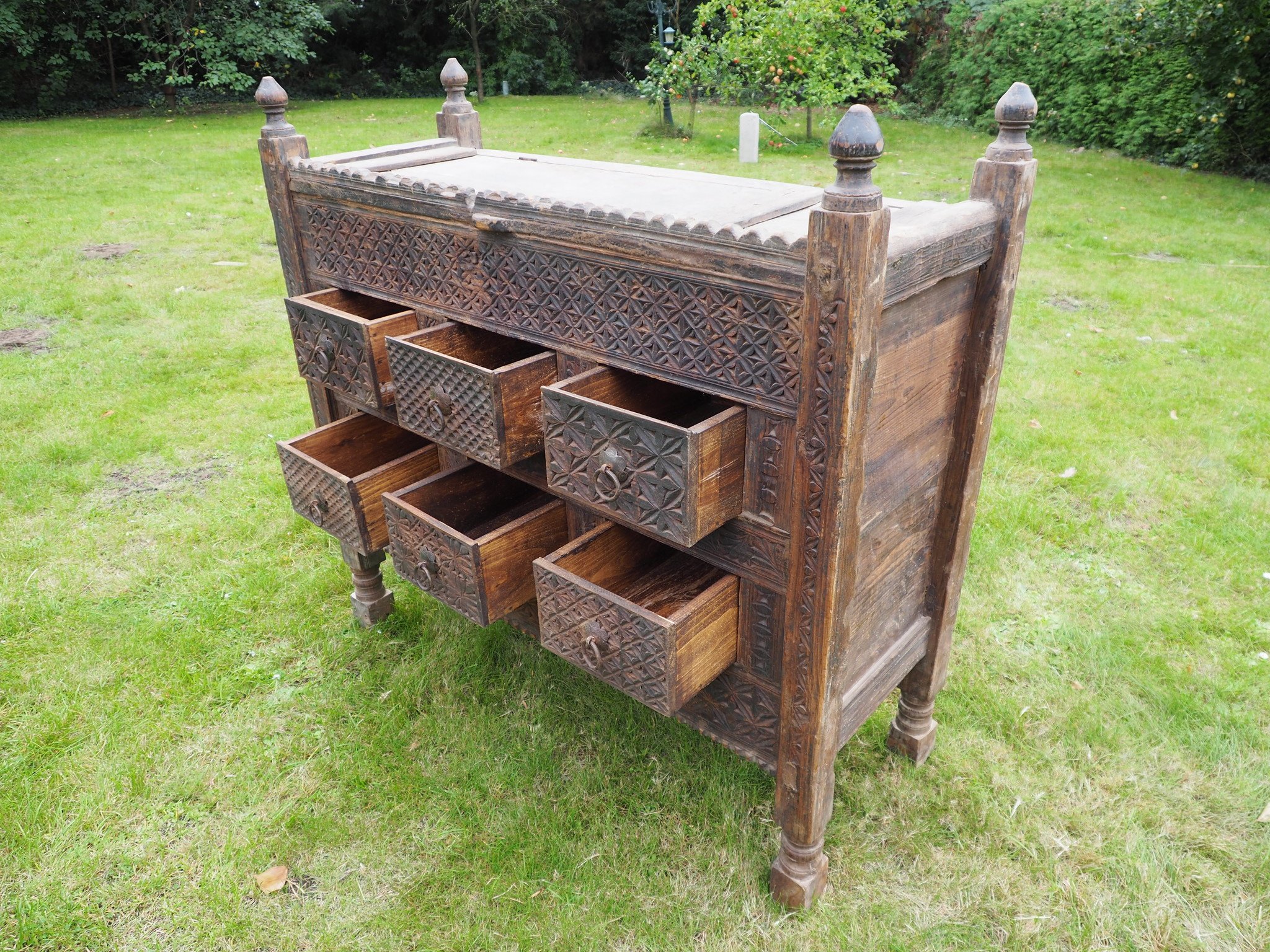 antique 19th century orient vintage cedar wood treasure Dowry Chest from Nuristan Afghanistan Pakistan (swat vally ) No:9