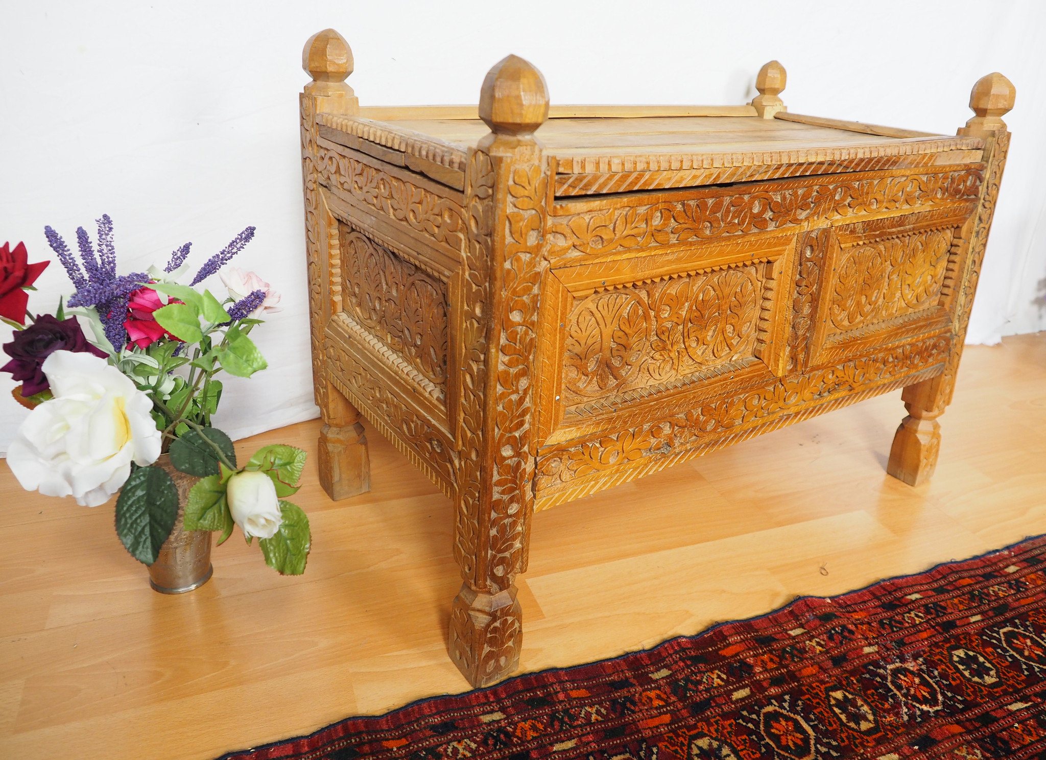 antique orient vintage cedar wood treasure Dowry Chest from Afghanistan Kabul istalif No:A