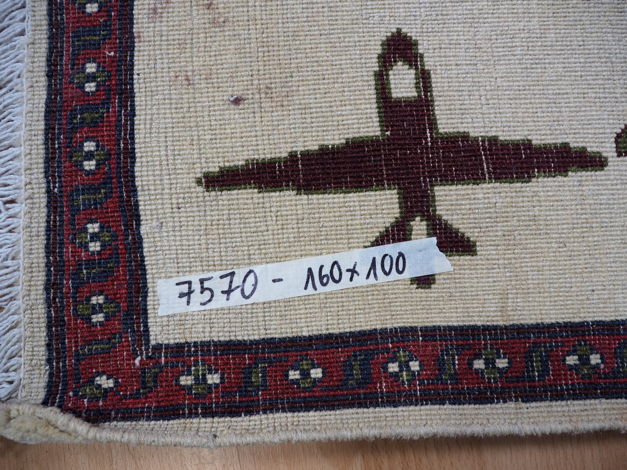 hand-knotted Warrug drone rugs from Afghanistan . No:7570