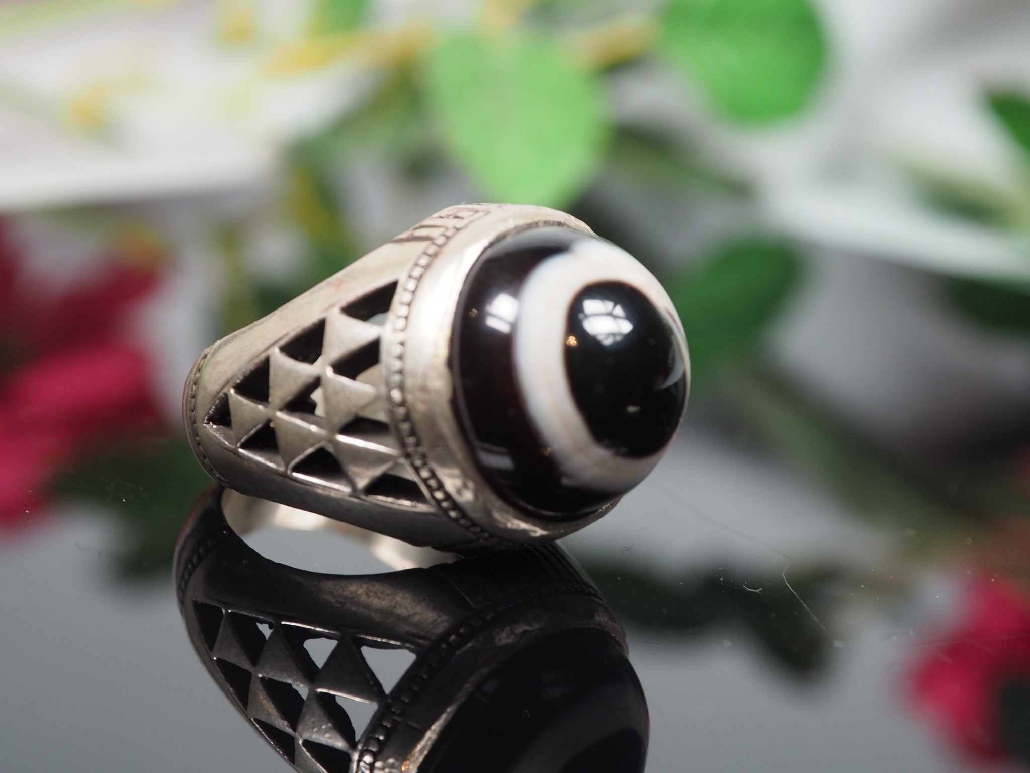 antique handmade Silver eye agate stone turkmen statement AQEEQ ring from Afghanistan No:WL21/3