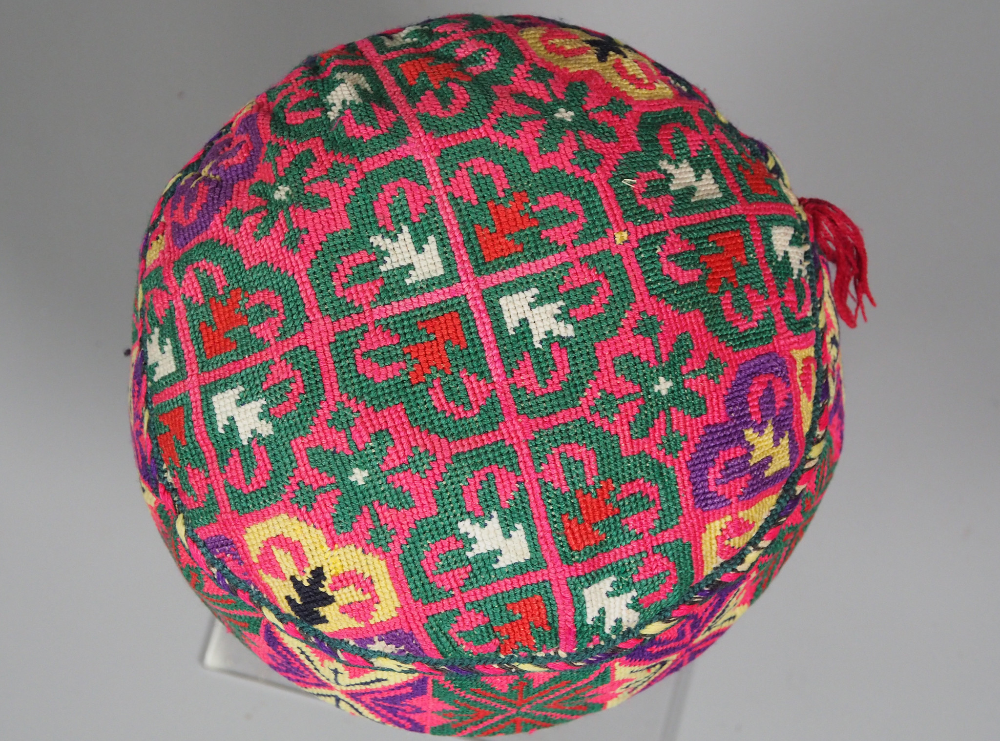 hand embroidered Women’s Caps and Ceremonial Headdress from Gilgit-Baltistan No:21/ j