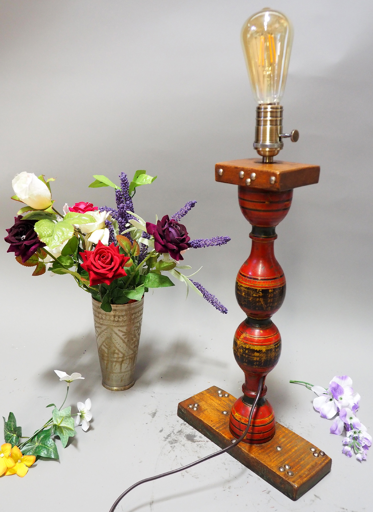 Antike orient handgearbeitete Lacquerware Massiv Holz Lampensockel Tischleuchte mit Vintage Fassung aus Afghanistan Pakistan 21/6