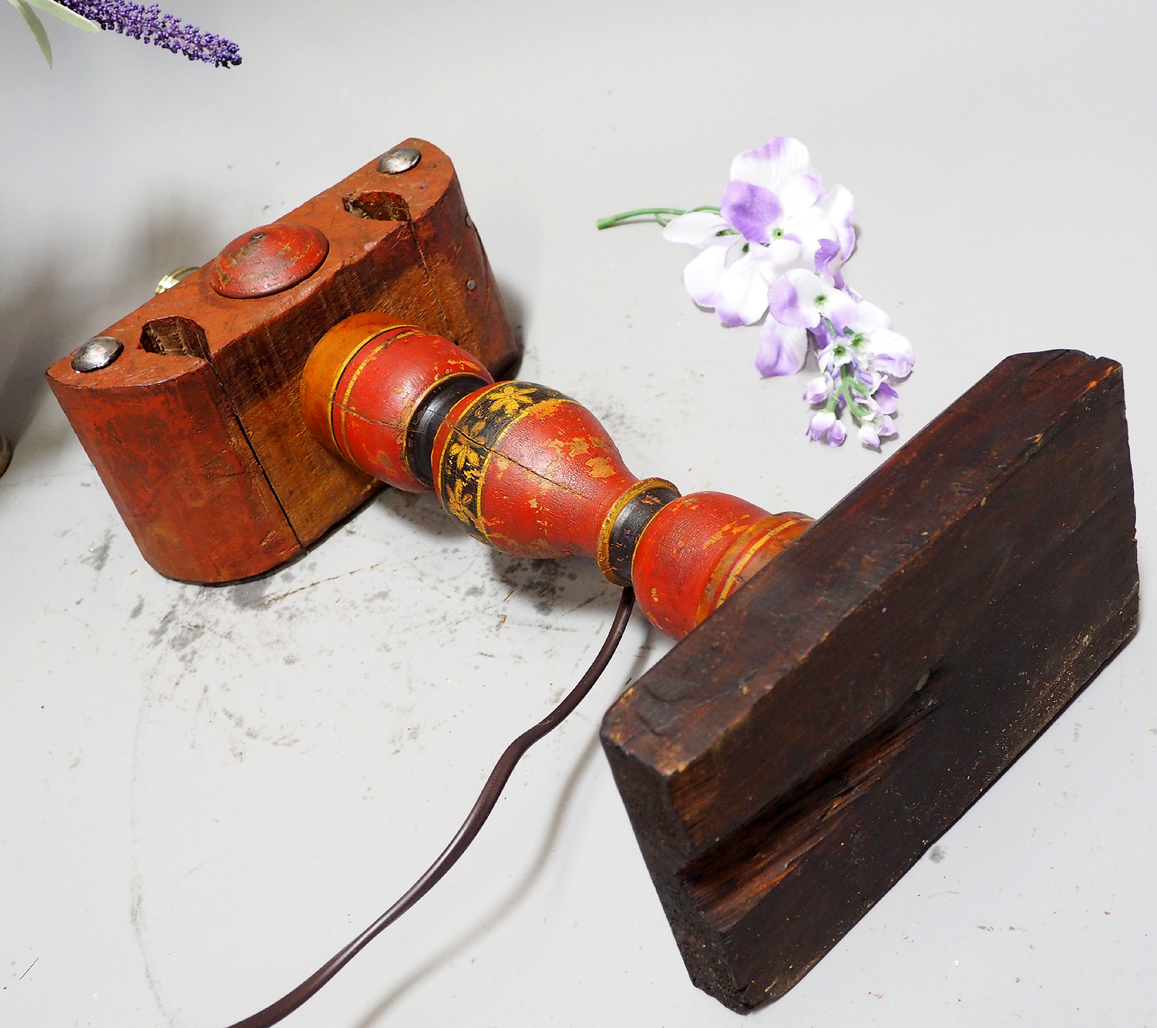 Antique handpainted stunning Vintage Lacquerware wooden Table Lamp with Vintage light fitting from Afghanistan / Pakistan No:21/7