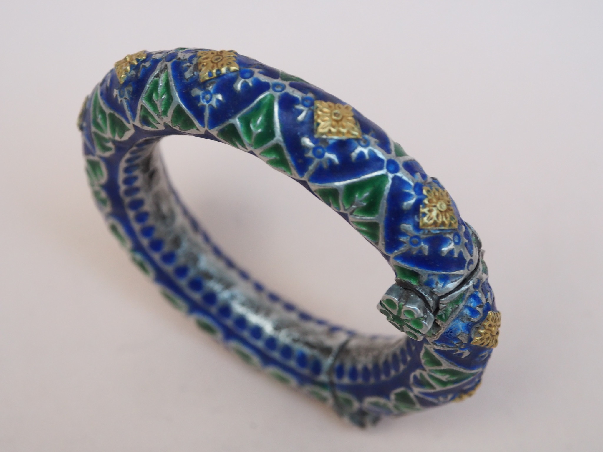 Antique handmade vintage Enamelled and Gold cuff Bracelet Multan and Sindhi Pakistan Jhanjhar No-21/WL