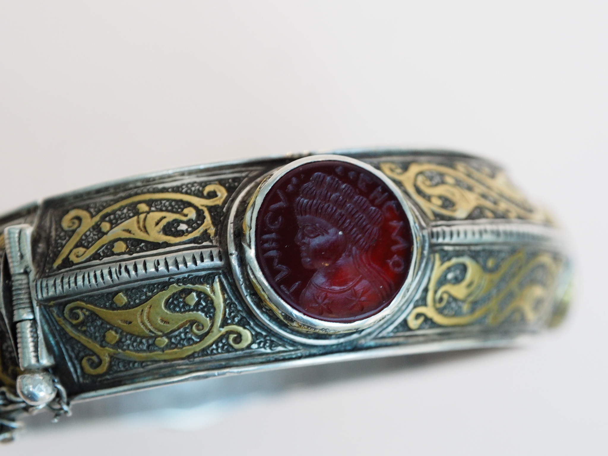 handmade vintage Afghan silver Carneliane and Lapis lazuli cuff Bracelet  Afghanistan No-21/WL