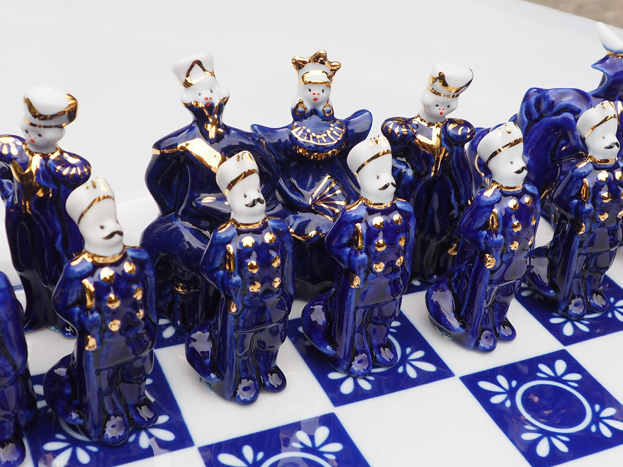 Rare Vintage Gardner Verbilki Russian Porcelain Chess Set  (blue )