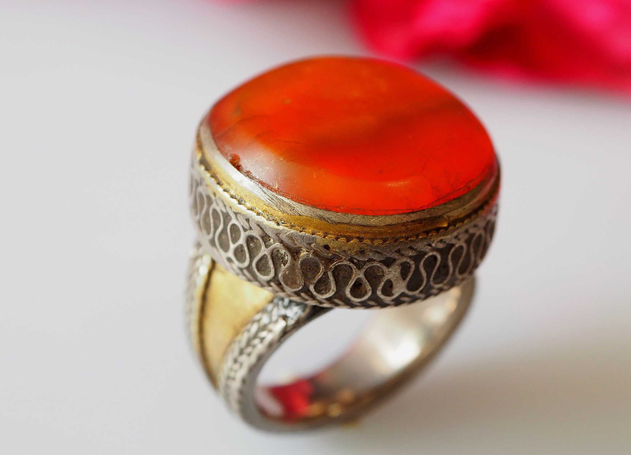 Turkmen cabochen Carnelian Ring  No: 471