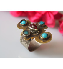 Turkmenische  Frauen Türkis Ring  Nr: 472