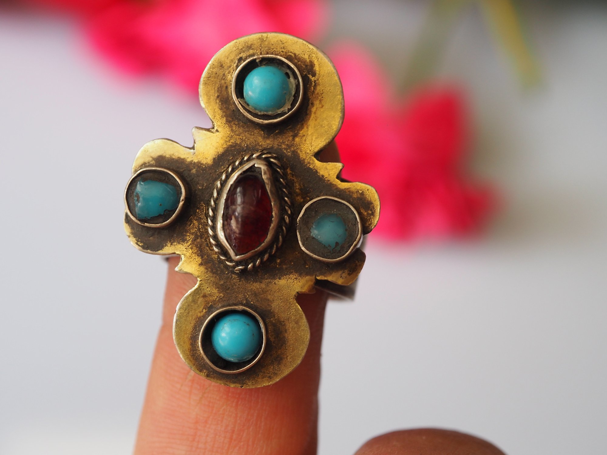 Turkmen Women's turquoise ring with gold plating  No: 472