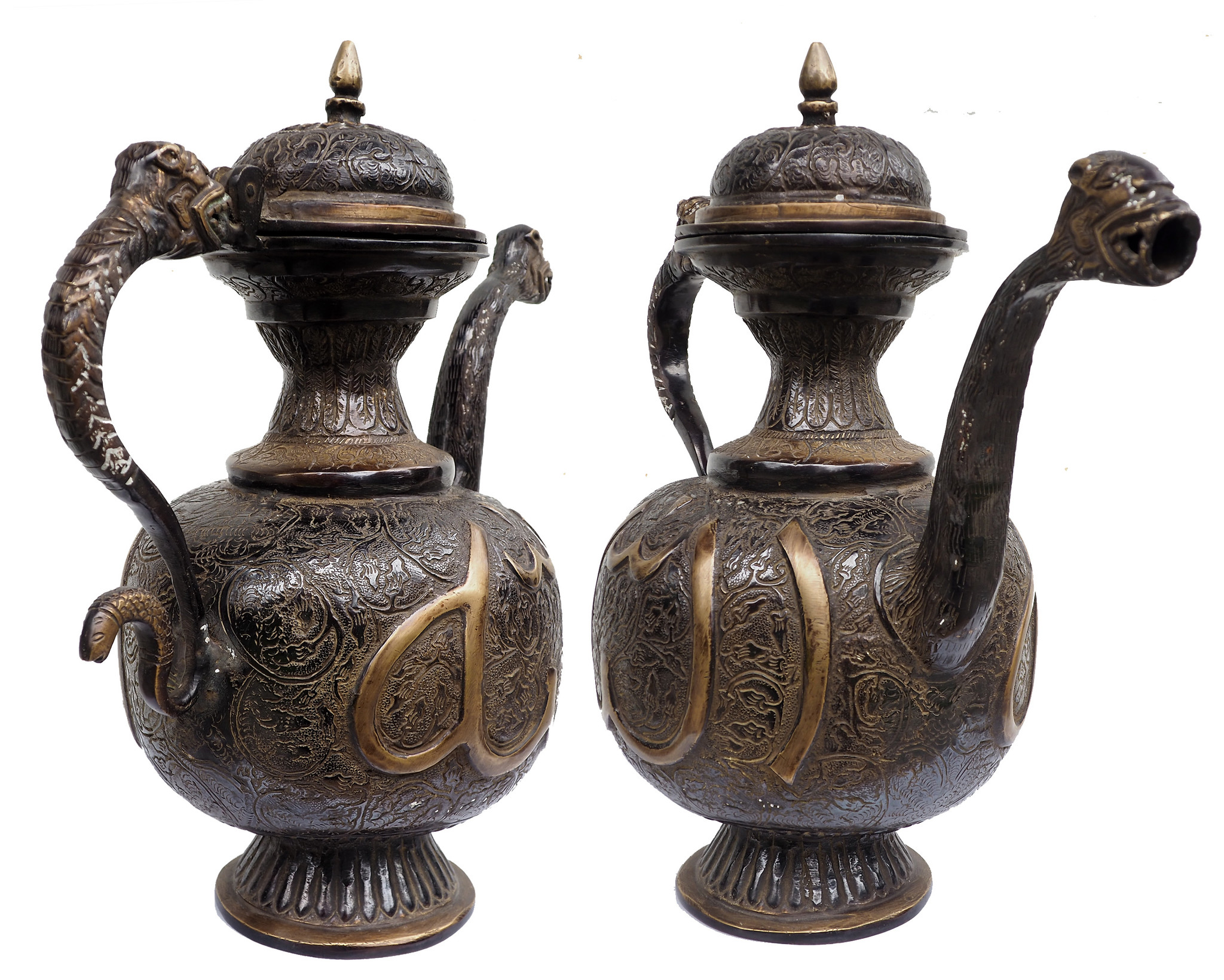 schwer islamische Bronze Teekanne Kanne aus Nord-Indien mit islamische Arabische Schrift  Allh  (الله)