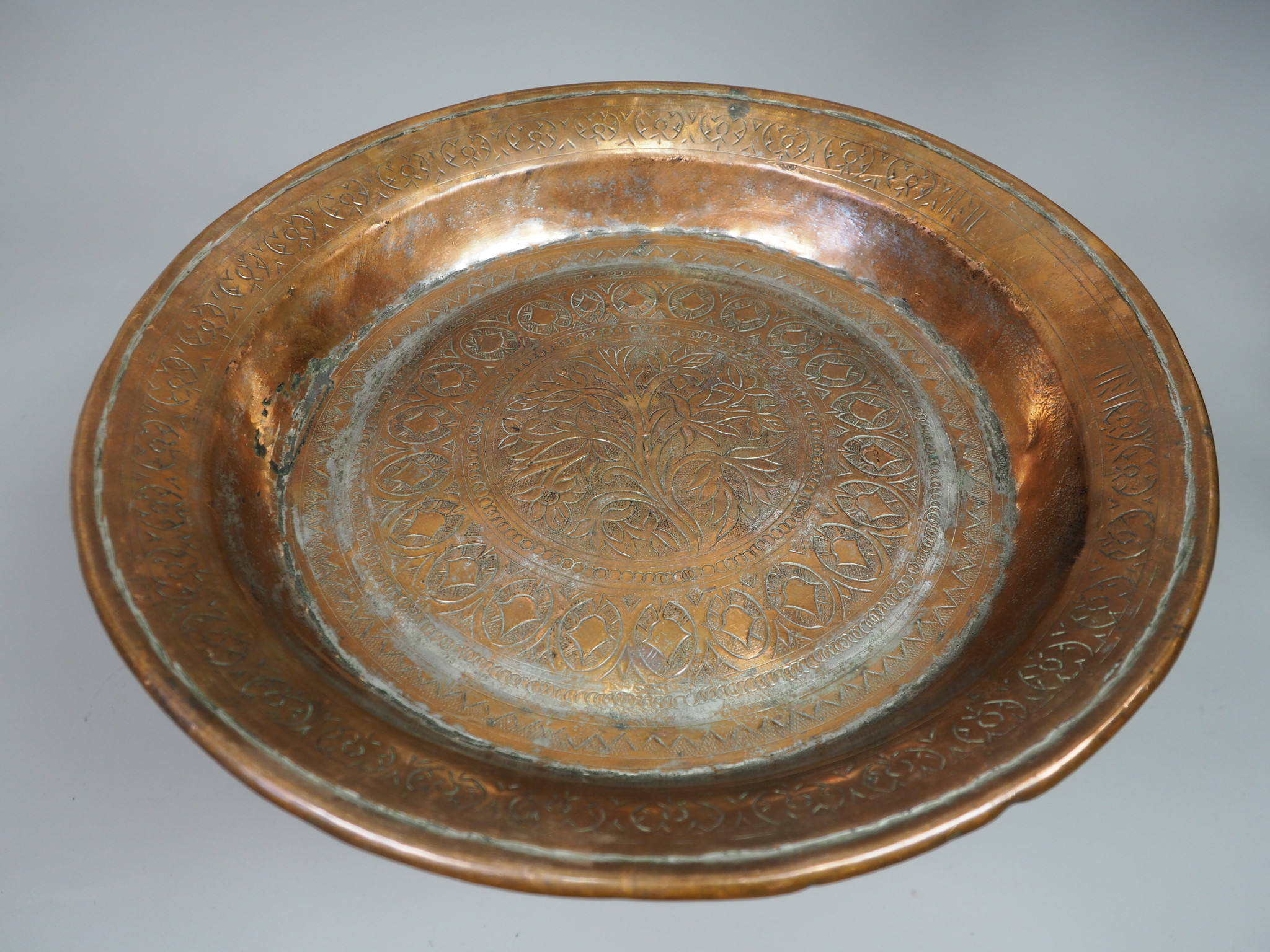 38 cm Antique ottoman orient Islamic Hammer Engraved  copper Tray Plate from Afghanistan K19