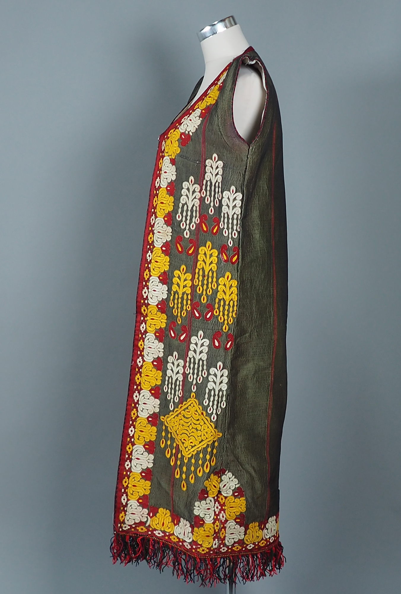 vintage Turkmen Ethnic silk robecoat  Chapan coat Chirpy  No-WL/B