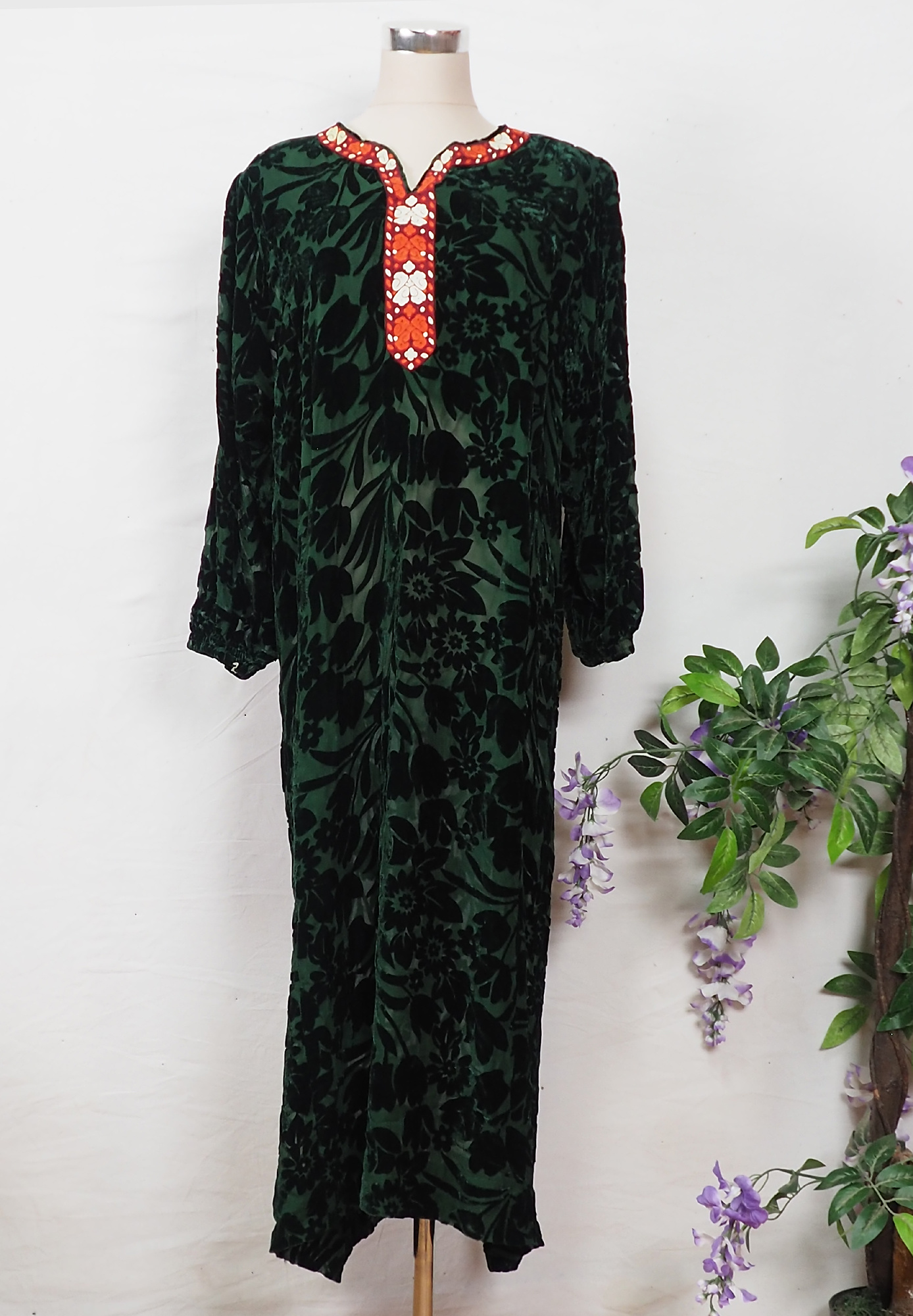 vintage tajikistan dress velvet Green