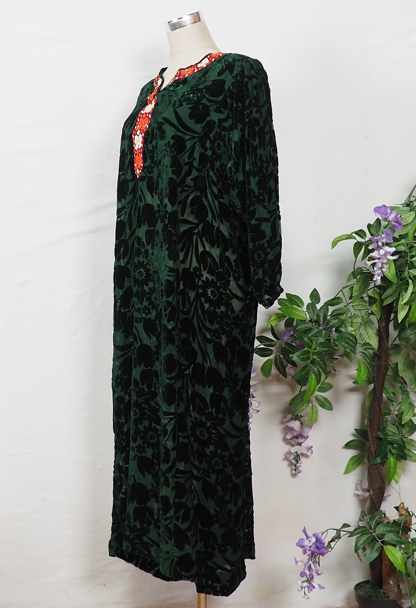 vintage tajikistan dress velvet Green