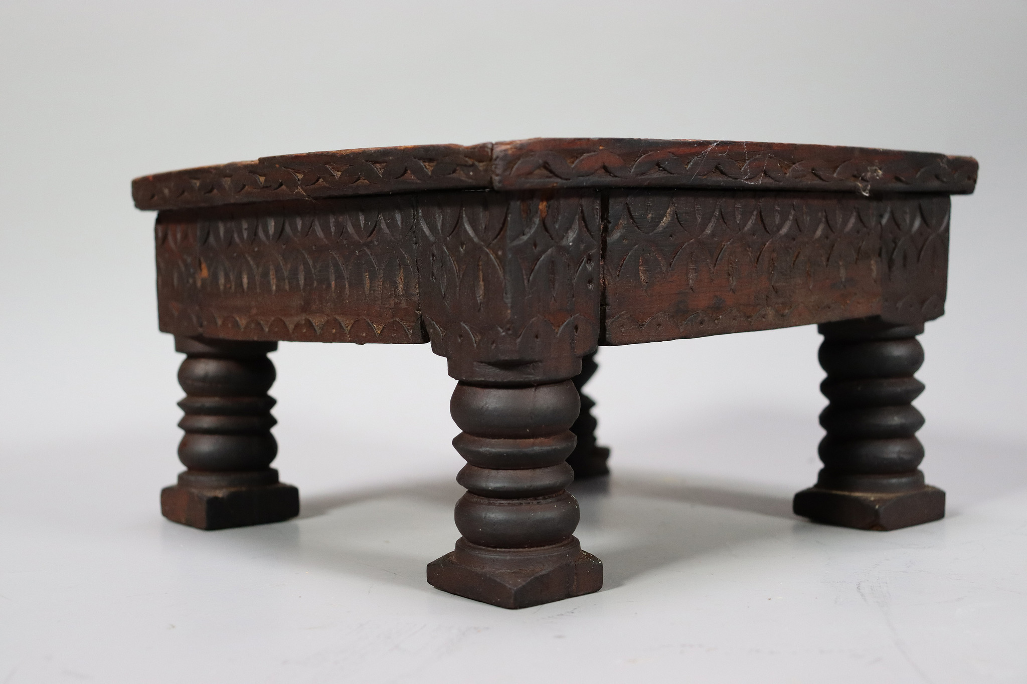 antik Massiv Teetisch Tisch beistelltisch Hocker Nuristan Afghanistan 24x24 cm