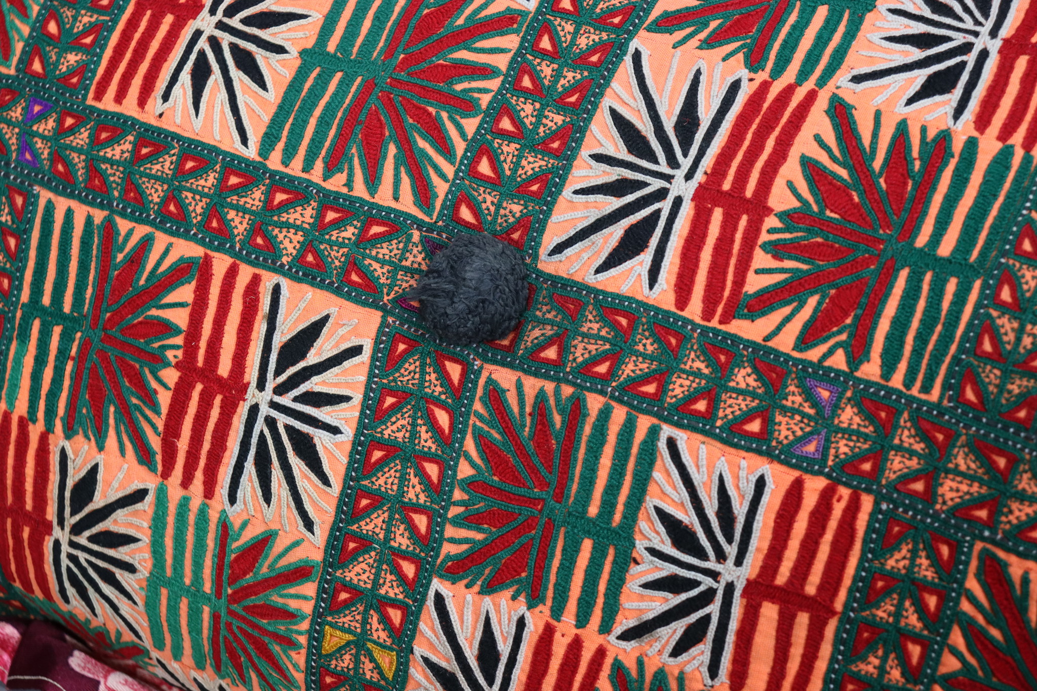 58x38 cm antik nomaden sitzkissen Bohemian bodenkissen suzani Kissen Sindh Pakistan  Nr-6