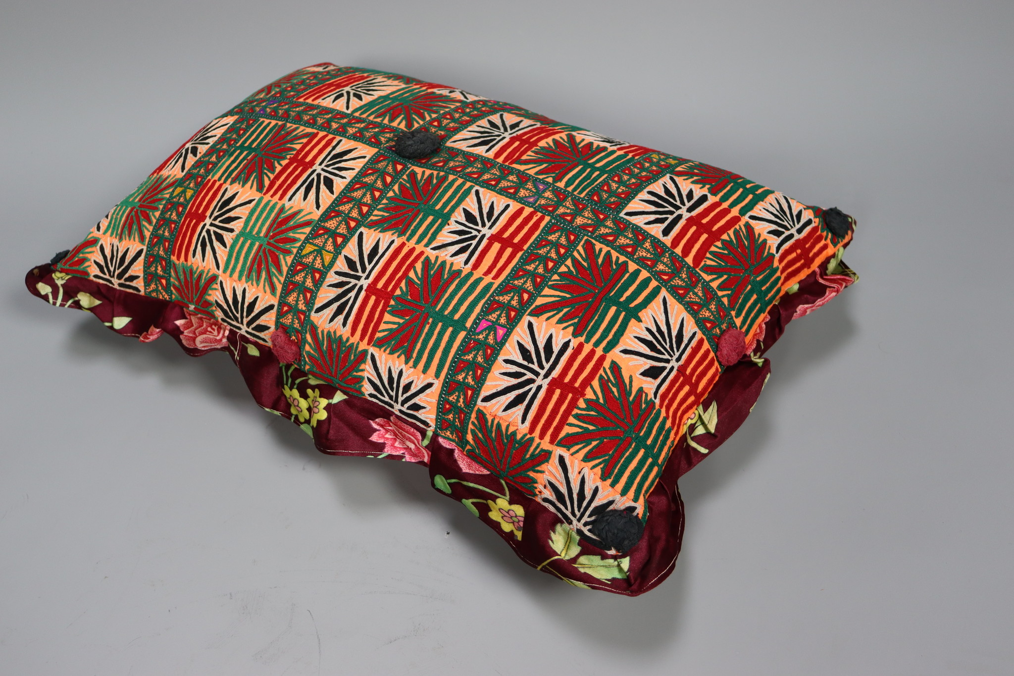 58x38 cm antique nomadic susani cushions cushion pillow   sindh pakistan No:6