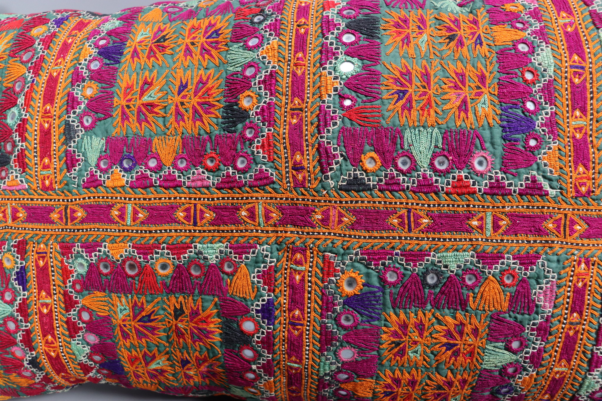 70x37 cmantique nomadic susani cushions cushion pillow   sindh pakistan No:4