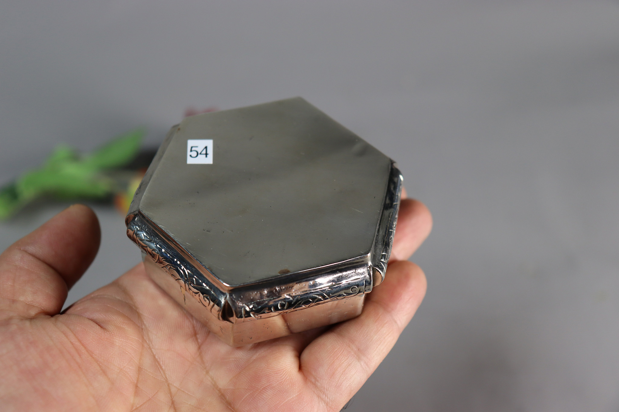 vintage Hand Crafted stunning Afghan Pillbox Box brass Lapis lazuli Gemstone decorated from Afghanistan No:IT54-63