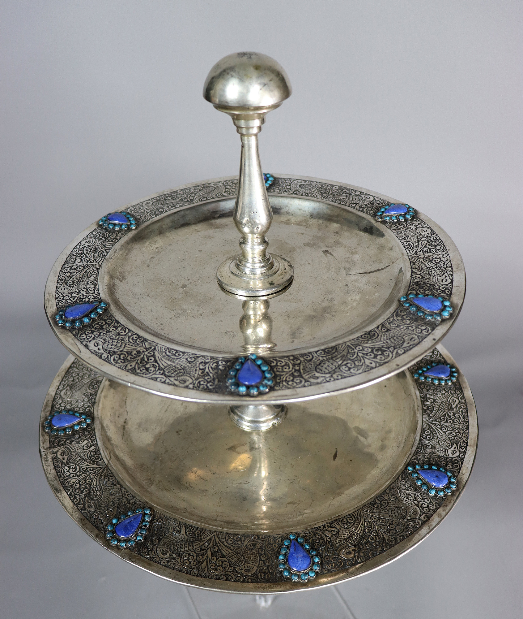 handgearbeitete orientalische Neusilber Etagere mit Lapis lazuli und Türkis verziert aus Afghanistan