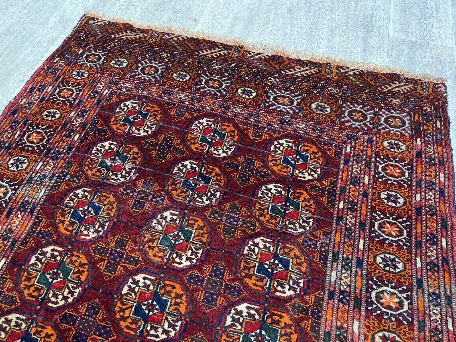 200x115 cm antique ersari hand-knotted  turkmen  bukhara  carpet. 22/5