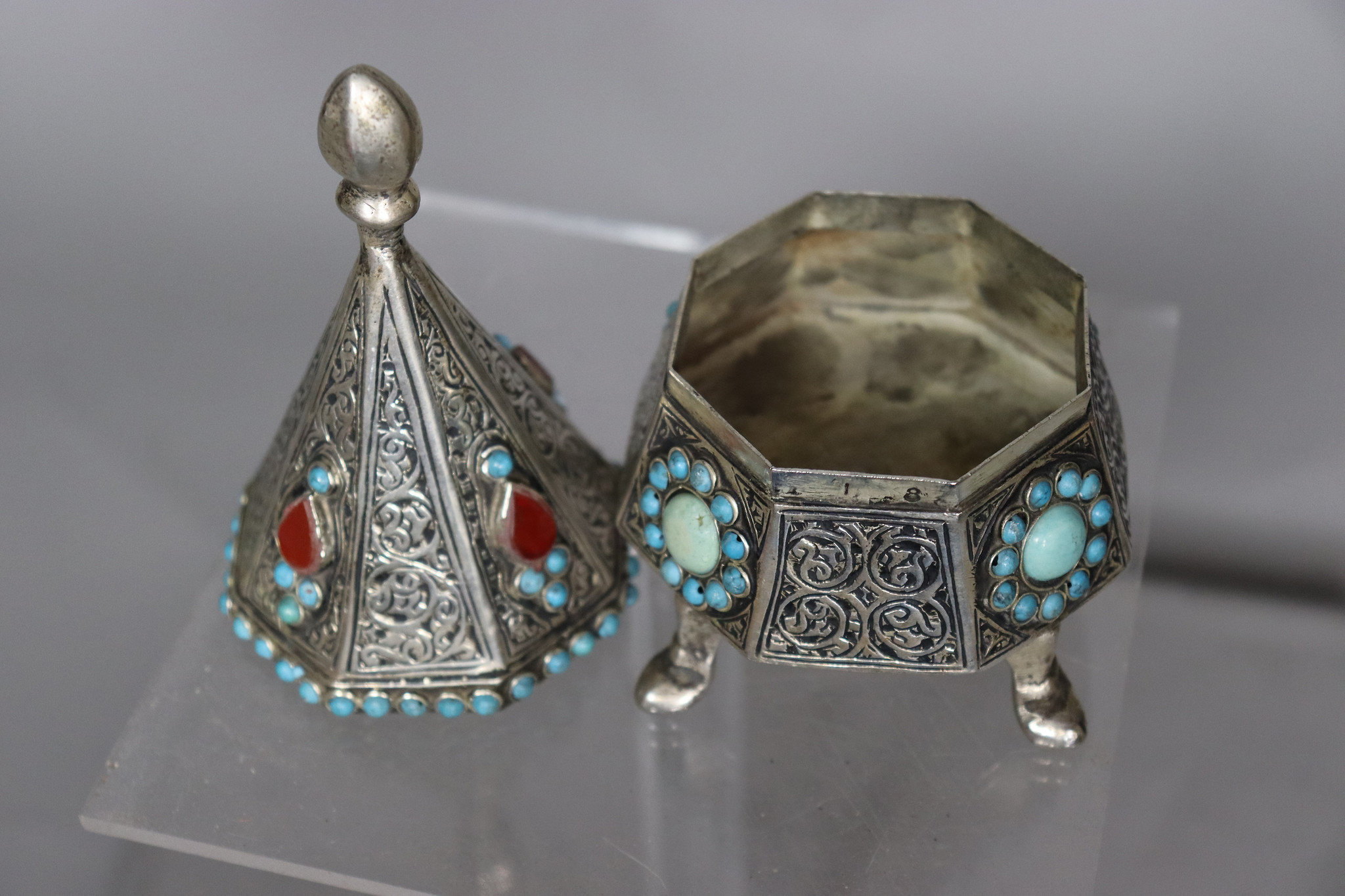 nickel silver box jewelry box casket Lidded Box / Bowl entree dishes Bowl Tureen With Lid  from Afghanistan pyramid 21/B