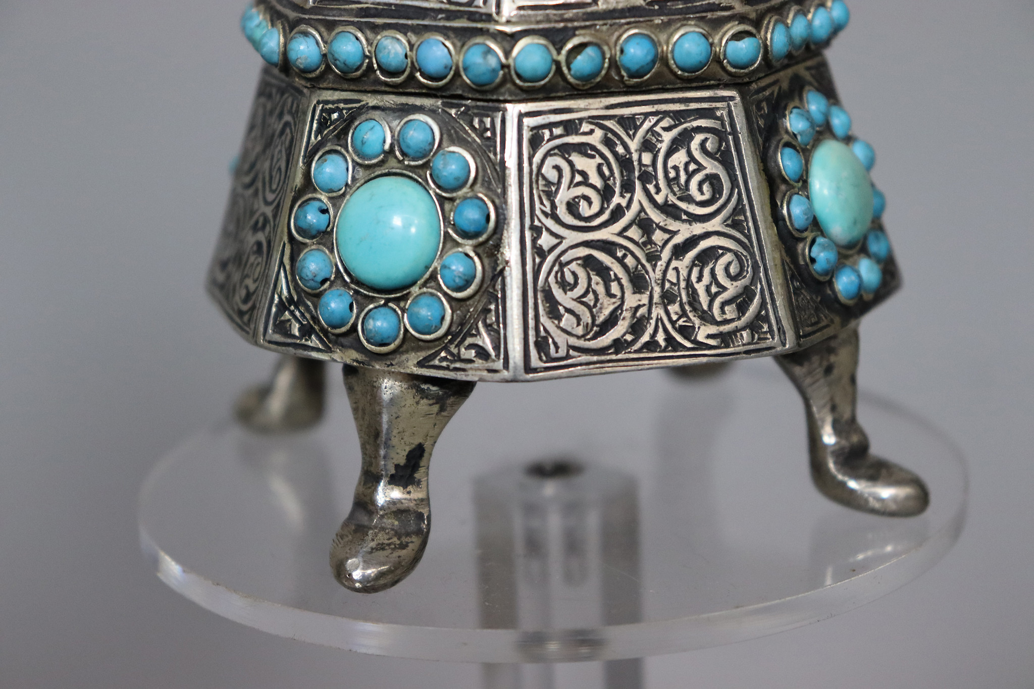 Neusilber Entree - büchse Schmuckdose schatulle  dose aus Afghanistan pyramide 22/B