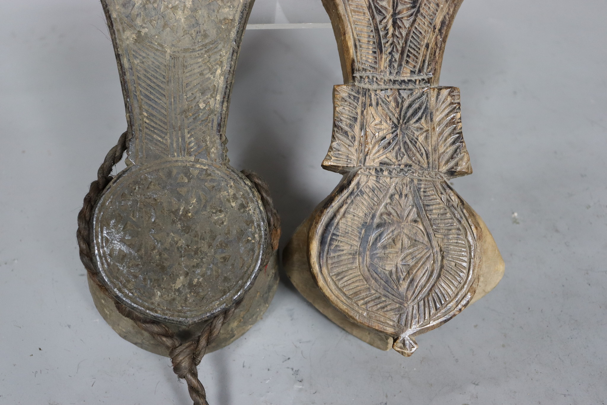 Antik 19. Jh. Pakistan Swat Valley handgefertigte Holz geschnitzte Sandale Nuristan Afghanistan Schuhe Nr.: A