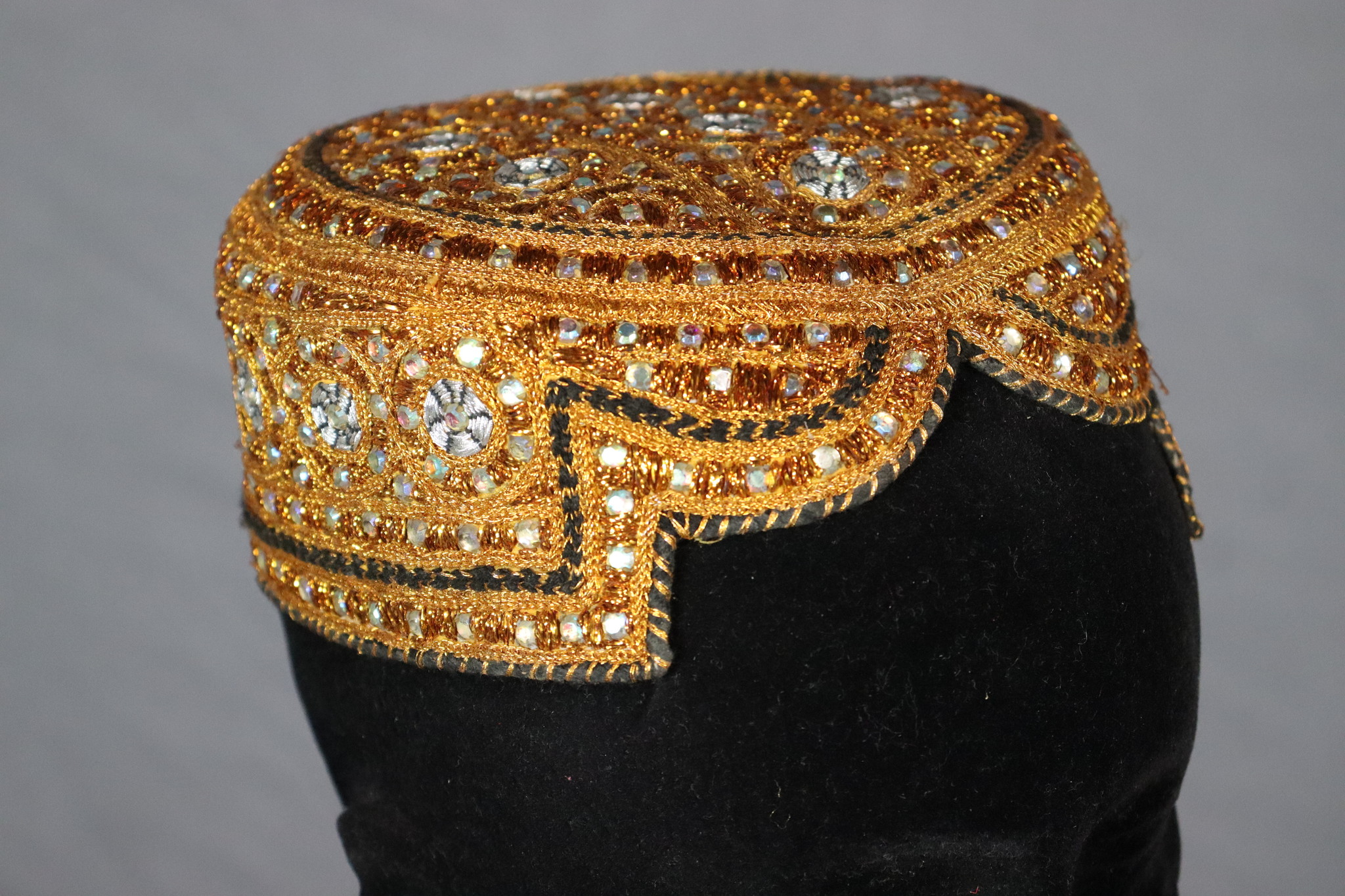 vintag hand embroidered Belochi  cap hat  from Afghanistn  No:22/26