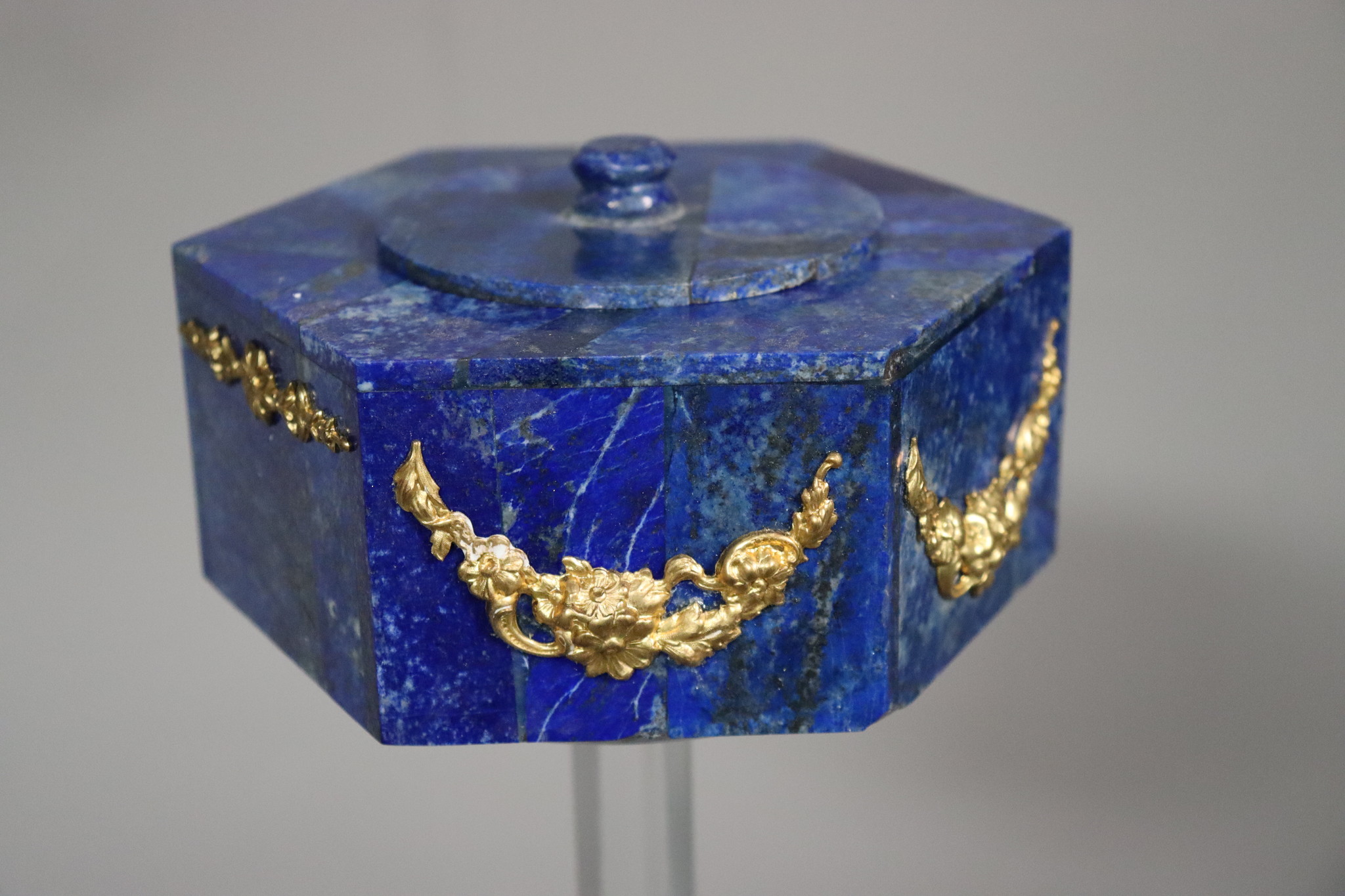 Extravagant Royal blau echt Lapis lazuli Schmuckkiste   aus Afghanistan  oktogon Nr- 22 /1