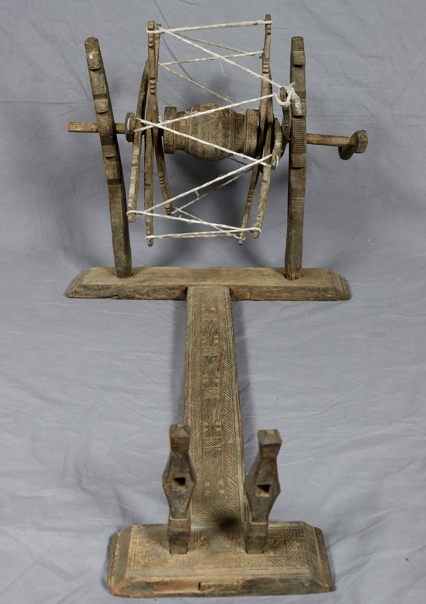 Antique Traditional basic Spinning Wheel from Nuristan Charkha No:22/ B