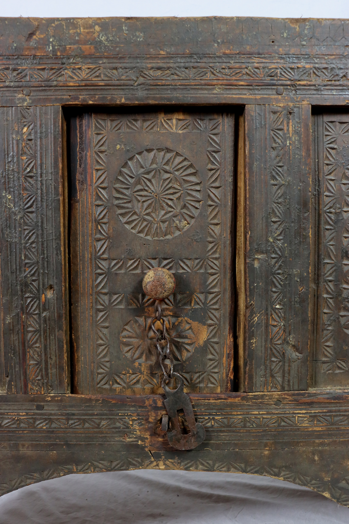 antique 19th century  wooden yurt treasure Dowry Chest from Afghanistan turkmenistan No:22/ 8