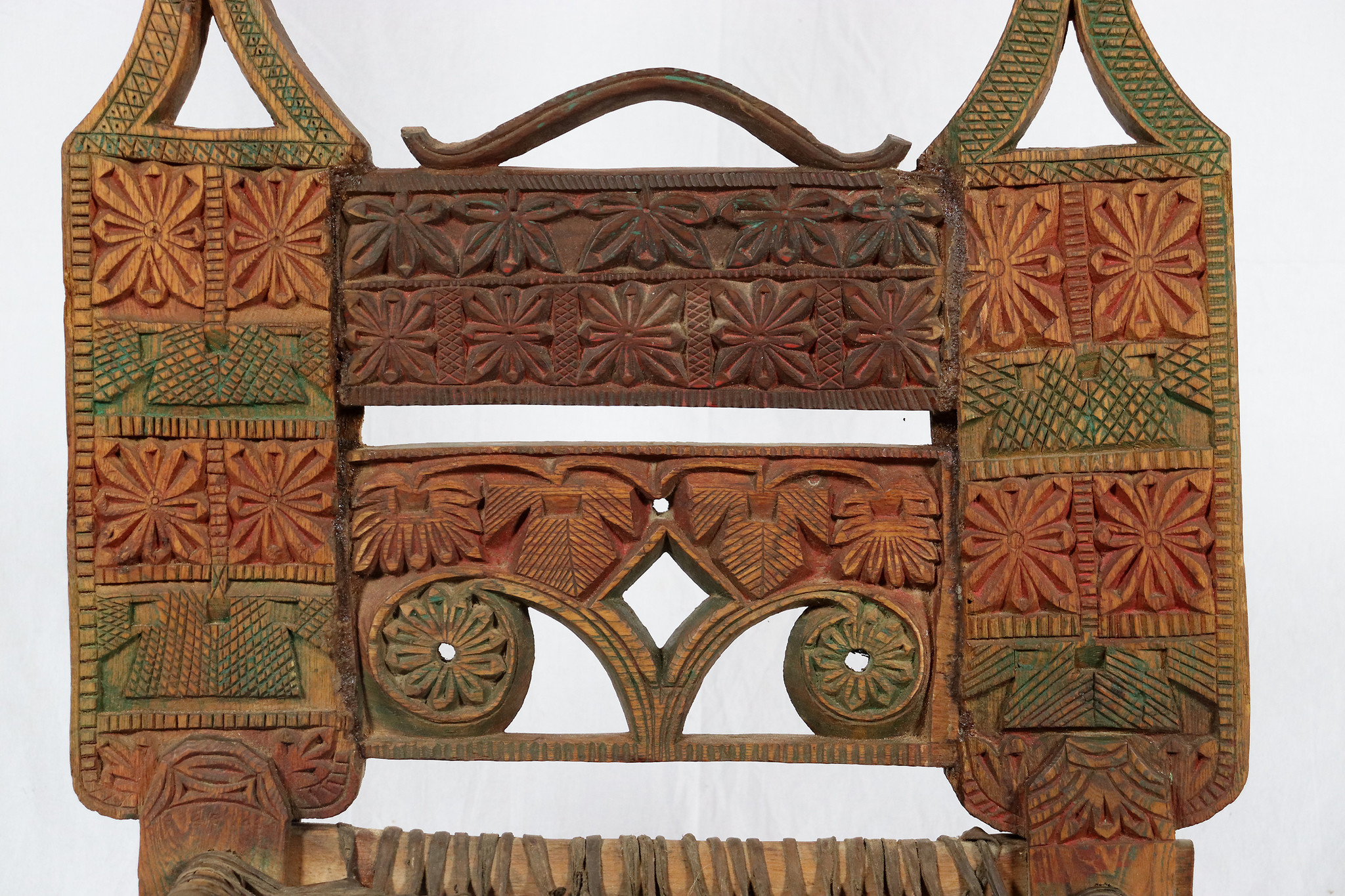 antique orient solid hand-carved wooden Low Chair from swat valley kohistan Pakistan  19 century Exklusiv 22/D
