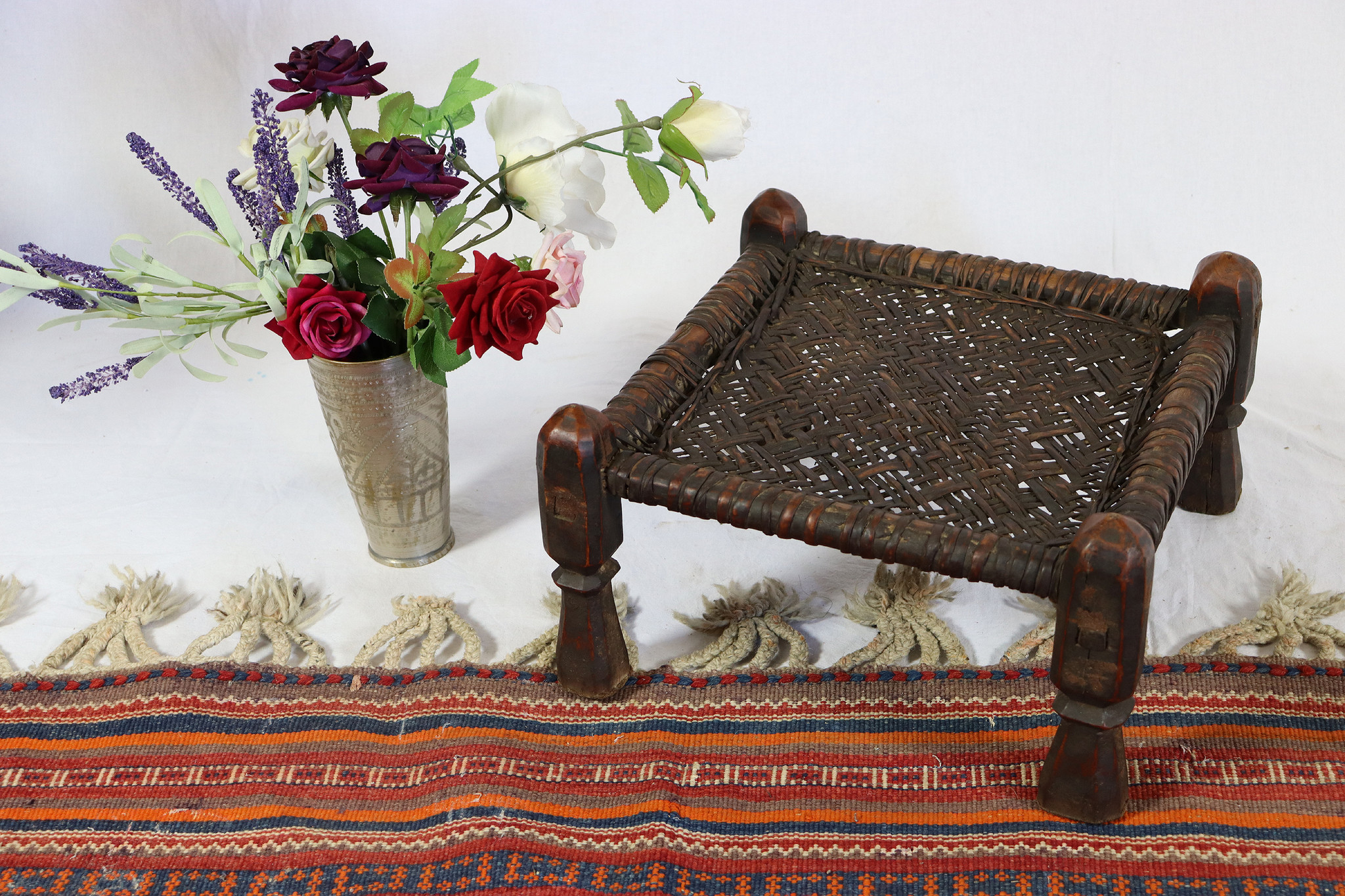 36x36 cm Antike Hocker Nuristan  Nr:NUR21-  H