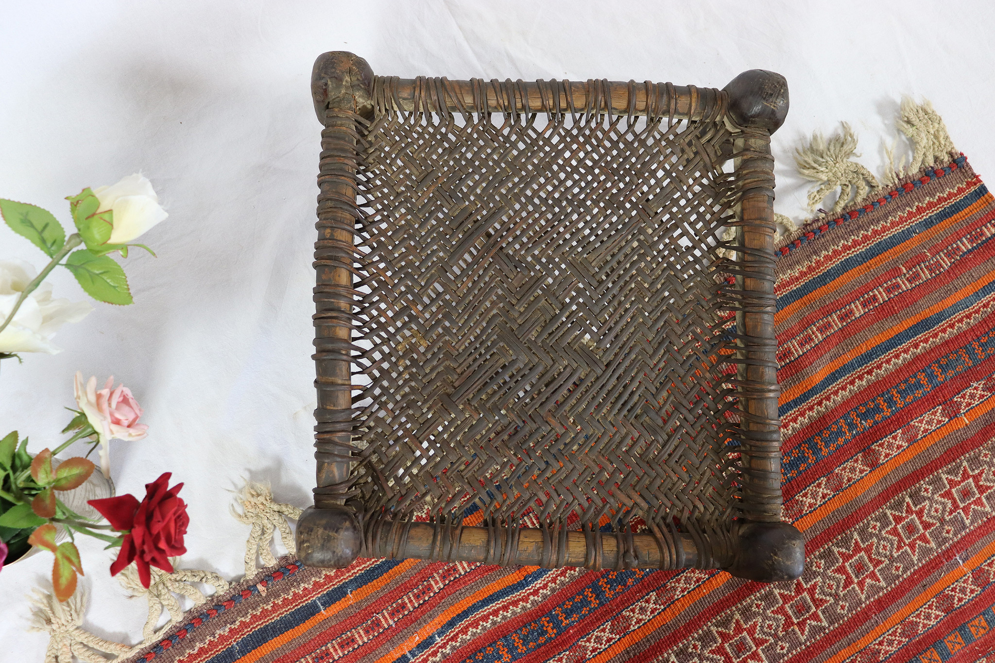 42x42 cm Antike Hocker Nuristan  Nr:NUR21-  K