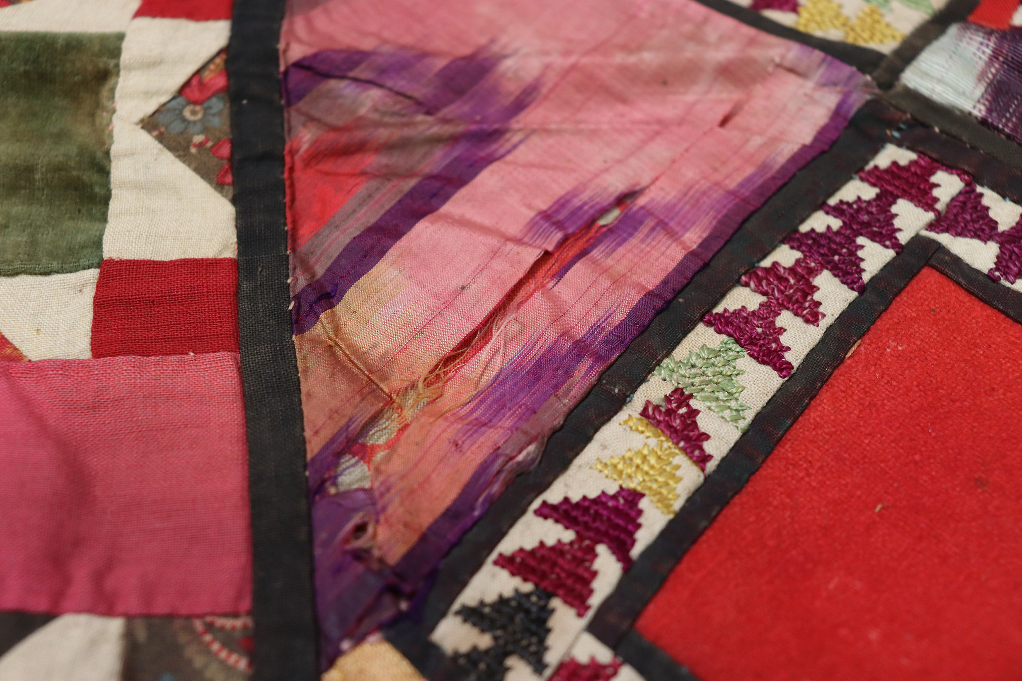 67x67 cm Antique Uzbek tribal silk Hand Sewn Embroidered Lakai Patchwork No:UZ4