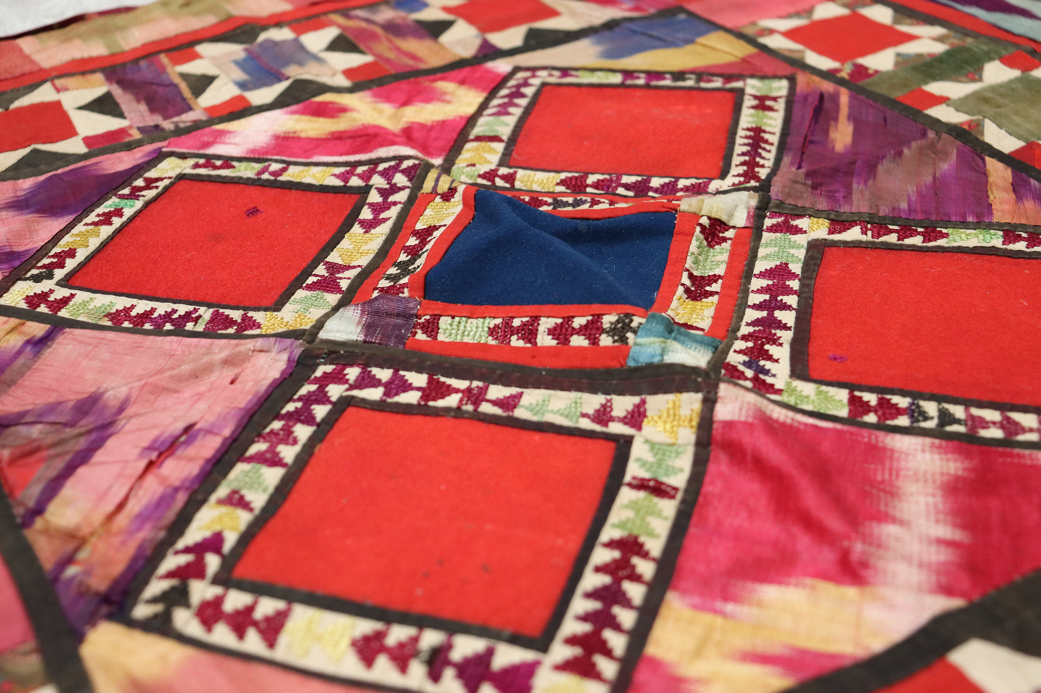 67x67 cm Antique Uzbek tribal silk Hand Sewn Embroidered Lakai Patchwork No:UZ4